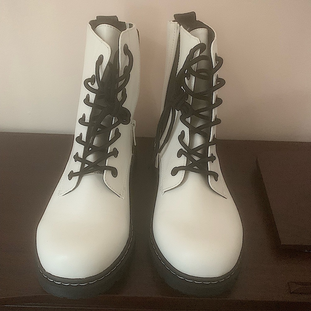 NWOT Torrid white combat boots